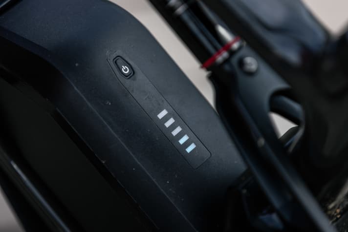 Bosch PowerPack 725 Wh on the Lapierre GLP III 2023