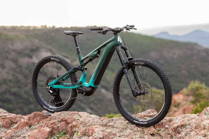 Das Einstiegsmodell Lapierre Overvolt AM CF 6.8.