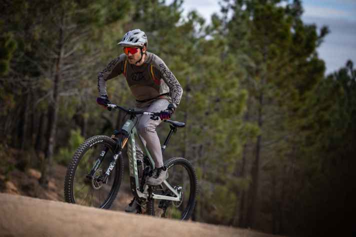 The Trailcat SL on the uphill.
