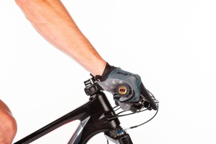 bike/67751b9255f2bfd27b6c2aec4dd164c612092c84-jpeg