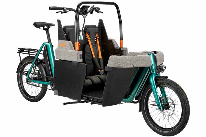 Thanks to various superstructures, the Isy Cargo P12 ZR Maxi can carry up to two children in child seats or on a bench seat. | pd-f