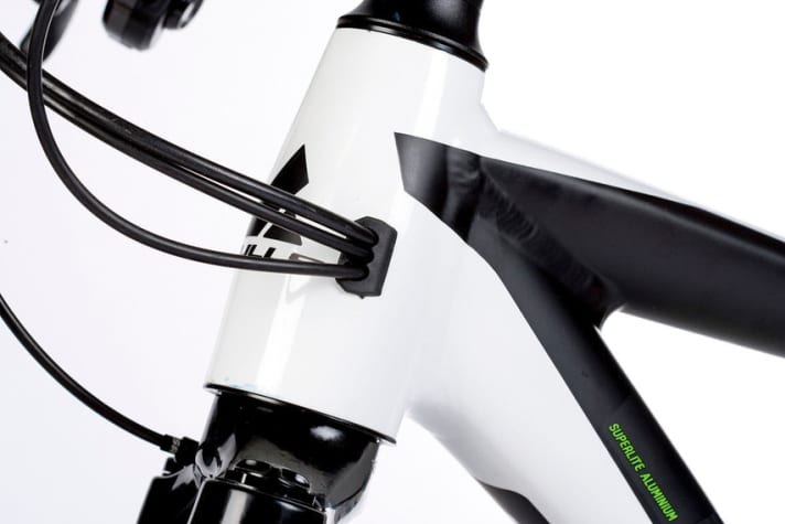 bike/79a42551ff723e9617215bff858d315017399f64-jpeg