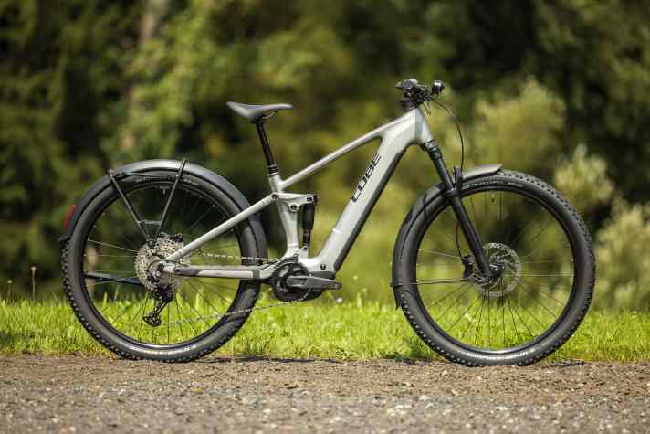 Both the Cube Stereo Hybrid One22 (pictured) and the longer-travel One44 Pro are optionally available as fully equipped EQ versions with mudguards, lights and pannier rack.