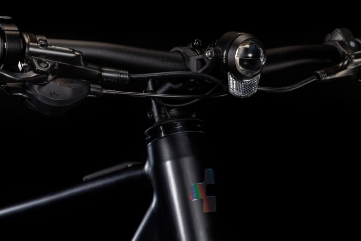 Das Cockpit des Editor Hybrid, hier in der FE-Variante. Stylisch und schick!