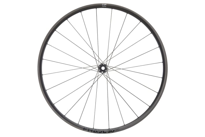 The new Phase 30 Vonoa wheels from Newmen with Vonoa spokes.