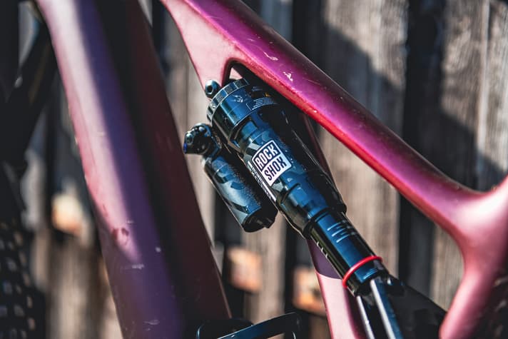 In addition to the Rockshox ZEB, we were also able to ride the new Superdeluxe Ultimate shock for 2023.