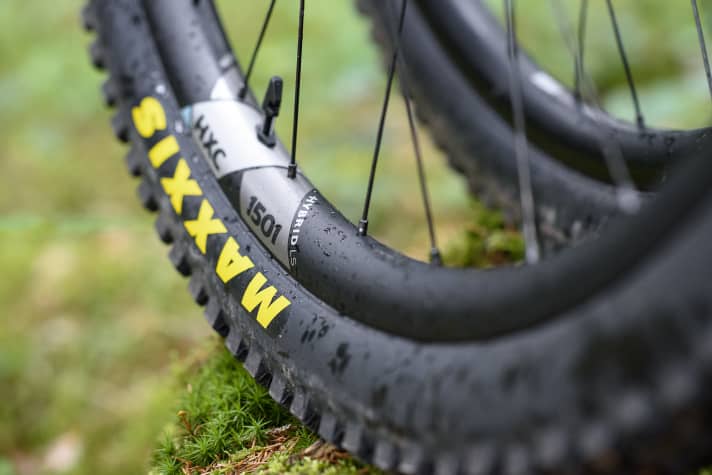 Die LS Laufräder sind bei Stabilität und Gewicht ein Kompromiss zwischen den konventionellen MTB Laufrädern und der Hybrid Serie