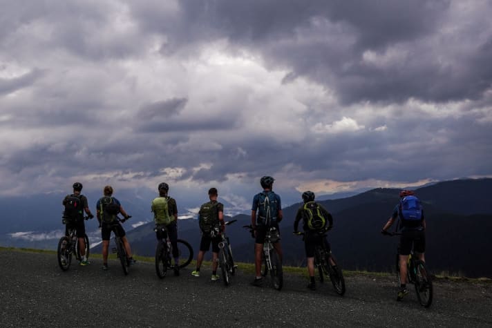 Gewitter, Sturm und Nebel können einem die Aussicht auf das Kommende ganz schön versauen.