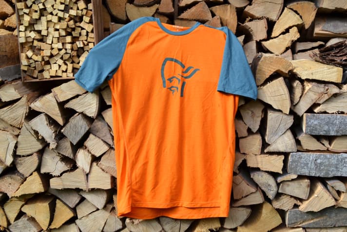 Norrøna fjørå Wool T-Shirt: Luftig-leicht und leider sehr durchsichtig