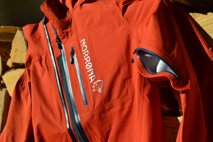 All the air conditioning: mesh on the chest and under the arms also draws it through. The large lettering is reflective - for safety.