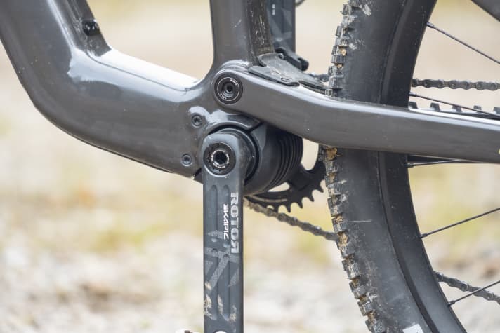 Der Fazua Ride 60 lässt sich super schlank in den Tretlagerbereich integrieren.