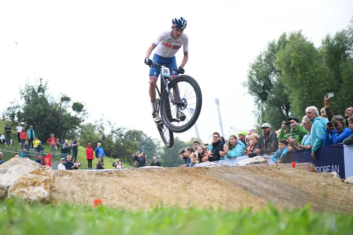 Tom Pidcock is flying towards his European Championship title at the European Championships in Munich.