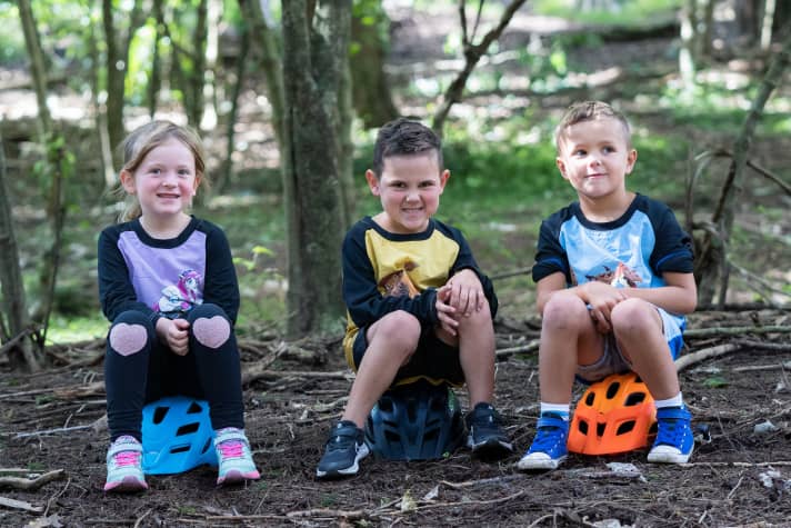 The longsleeves from Kids Ride Shotgun are not only stylish, but also breathable and warm.