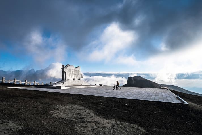   The trail is not enough, that is the motto for adventurer Dan Milner.