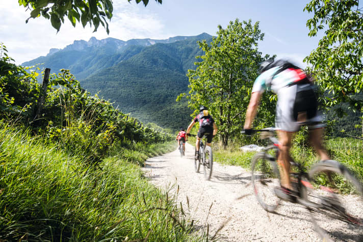   The last few metres to the finish in Lavarone: the toughest stage is over!