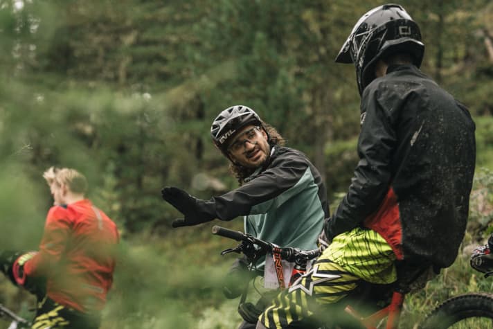   Bike pro Rob Heran is an old hand in the business. He has been running the youth camp in Saalbach-Hinterglemm for many years. Since 2021 also in Sölden. <a href="http://rob-j.com/" target="_blank" rel="noopener noreferrer nofollow">www.rob-j.com</a> 