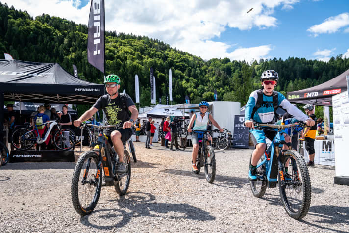  Auf dem Camp-Gelände finden sich dieses Jahr Deuter, KTM und Bärenbikes.