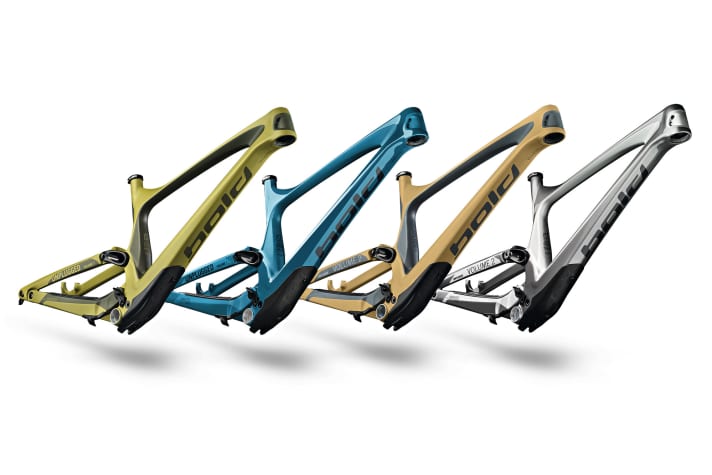   The 2021 successor to the Bold Unplugged Volume 2: The frame design will not change for 2021. The rear triangle, geometry and design will remain the same next year. However, Bold is introducing chic new colours such as silver, blue, sand and olive. The interplay of matt and glossy accents emphasises the special design once again. The configurator on the Bold website makes any combination of equipment possible.