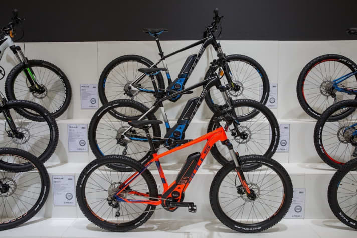   Ab der Version E 1,5 kommen die Bulls E-Hardtails Six 50 + (unten) und Twenty 9 (oben) mit der neuen Motorintegration.