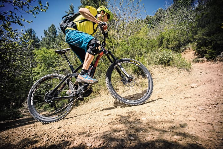   Even under full load, the EX1 from Sram should be durable.