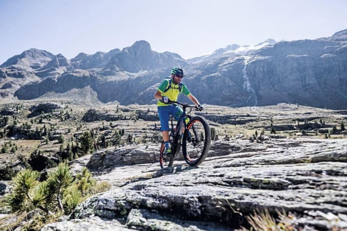   Wir haben das neue Haibike SDuro AllMtn 8.0 bereits ausgiebig getestet.