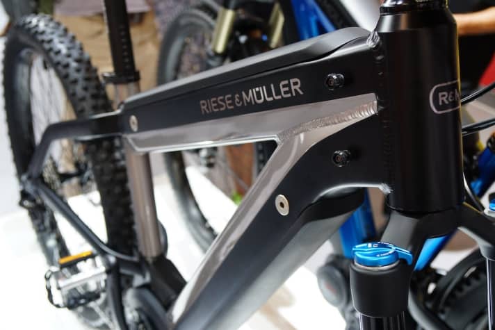 Beide Bosh Powertube-Akkus sind sauber integriert und entnehmbar.