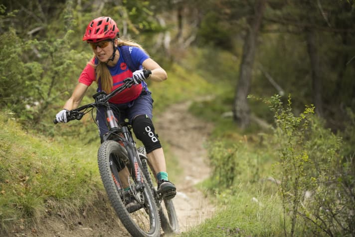 Hardtail bedeutet weniger Komfort, aber auch weniger Gewicht und Technik. Der Frauenbike-Hersteller Liv plant für die Zukunft aber auch ein E-Fully.
