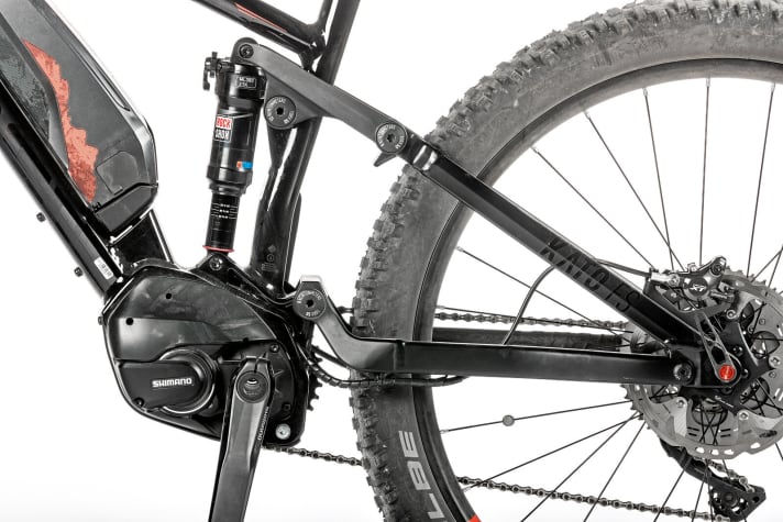   Creates space: Shimano's compact Steps E8000 motor. The chainstays on the Ghost are only 457 mm long and make the bike manoeuvrable.