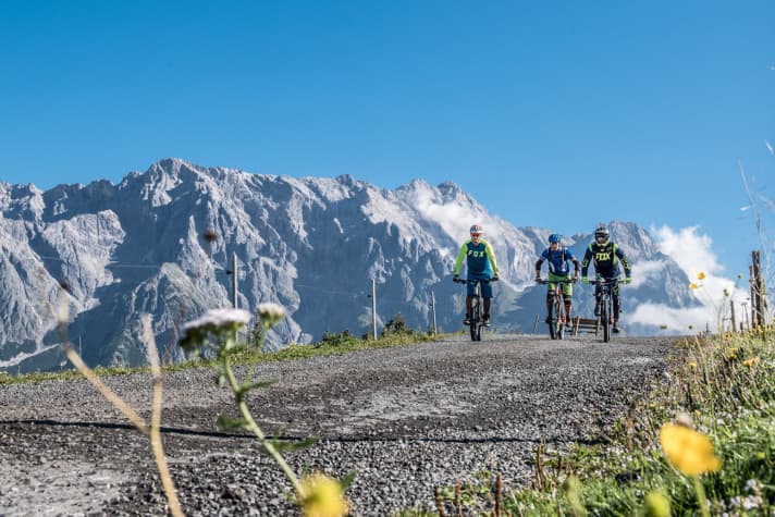   Die durchs E-Bike gewonnene Zeit und Kraft investiert man am besten in Landschaftsgenuss.