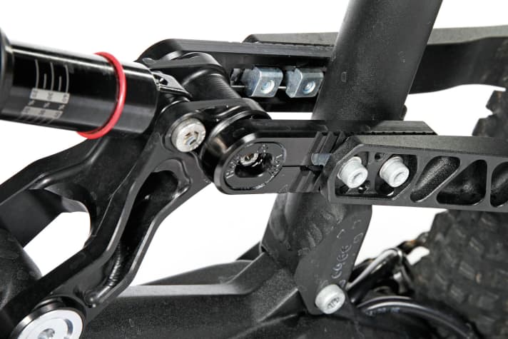   The frame of the Nicolai can be easily customised to personal preferences. The chainstays can be adjusted from 465 to 478.