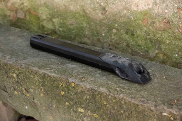   The new battery is available in two versions, which do not differ visually or in terms of dimensions. At 64 centimetres, the battery is even longer than its predecessor - a sticking point.