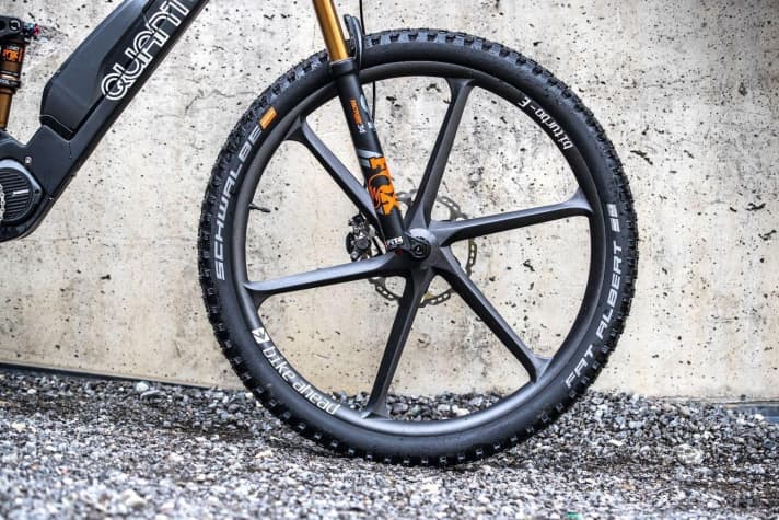   A special treat: the carbon wheels from Bike Ahead squeeze out the last few grams. They are available from Quantor as an optional update.