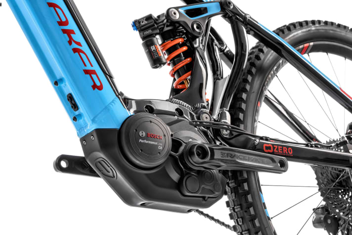   Bosch Performance CX drive and steel spring shocks are standard on the Mondraker Level. The battery sits slimly in the down tube.