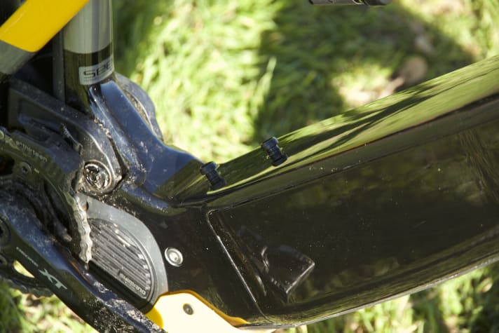   Top for those who don't like rucksacks: there is space for a bottle cage in the frame triangle.