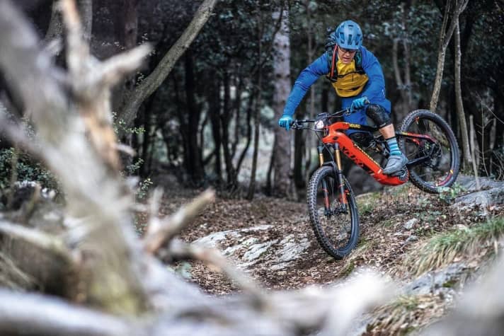   Endless motor power - but how does the Haibike Flyon perform off-road? We have already been able to test the exciting e-MTB.