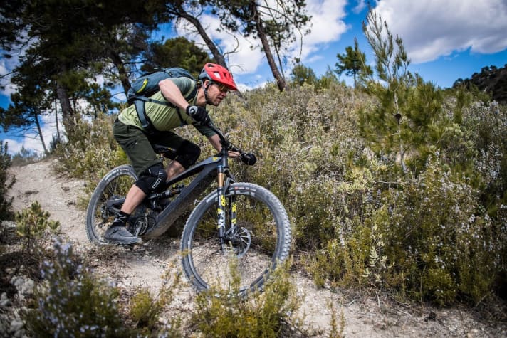   Eine ausgewogene Geometrie und ein stimmiges Fahrwerk prägen die Fahreigenschaften des YT Decoy.