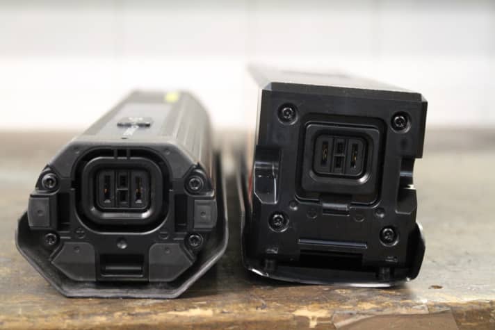   Old versus new: The previous Intube battery from Shimano BT-E8020 (right) is significantly more angular and higher than the new version (left).