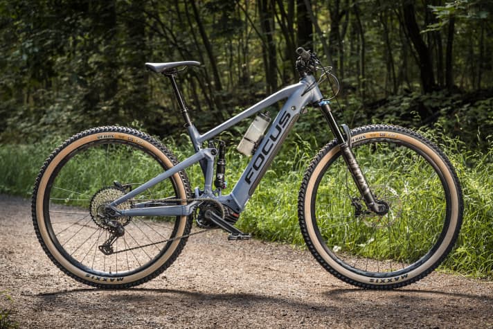   The Focus Jam² 6.8 Nine is the top model in the range and costs a very fair 4799 euros.