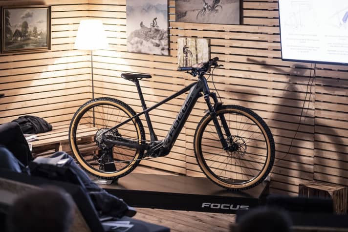   Focus Jarifa²: Universelles E-Hardtail mit breitem Einsatzbereich und neuem Bosch-Gen4-Motor.