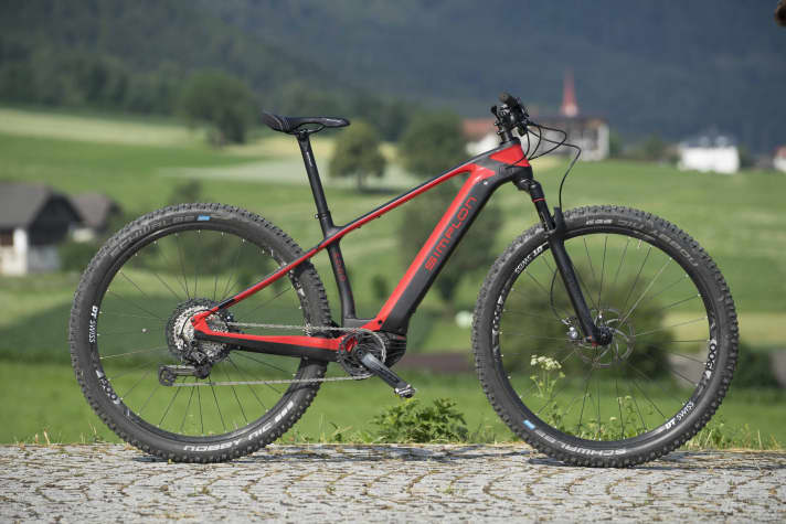   The new Sengo Pmax is designed as a lightweight and versatile hardtail and offers numerous options for customised set-ups in addition to additional battery and mudguard mounting options.