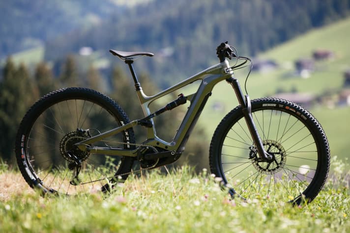   Agile trail bike for flowing routes