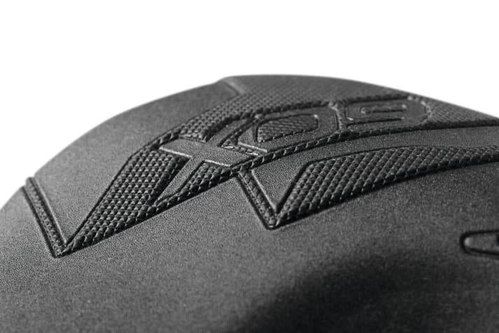    Grip tape: SQlab covers the saddle surface at the rear and nose with rubberised elements. This should provide additional grip on the saddle.