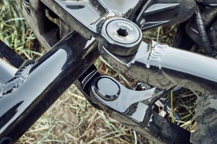   Conway eWME 627MX: The geometry can be adapted to a 29er rear wheel using a flip chip.
