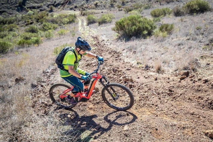   With our tips, you will be able to ride your E-MTB uphill on steep sections.