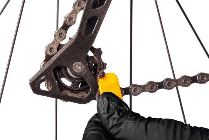   Check derailleur hanger