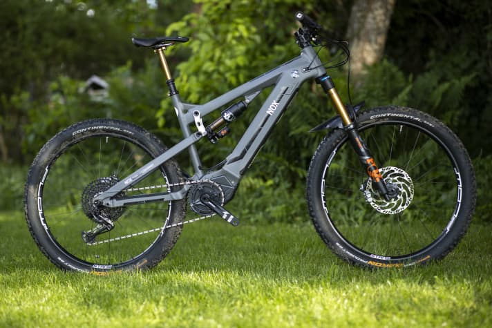   Nox Hybrid All-Mountain Pro Sachs. The all-rounder in the new hybrid range. We have already been able to test the e-bike extensively in the lab and in practice. All information, data and test impressions can be found in EMTB 3/2020 - on newsstands from 16 June!