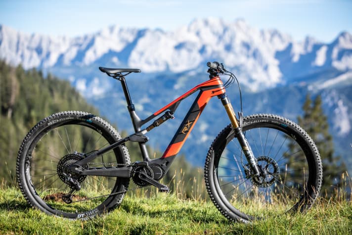   The top model, the R.X 375 Ultra, costs 11499 euros. If you want to afford the fun, you can enjoy one of the lightest e-MTBs, but you will have to open your wallet wide.