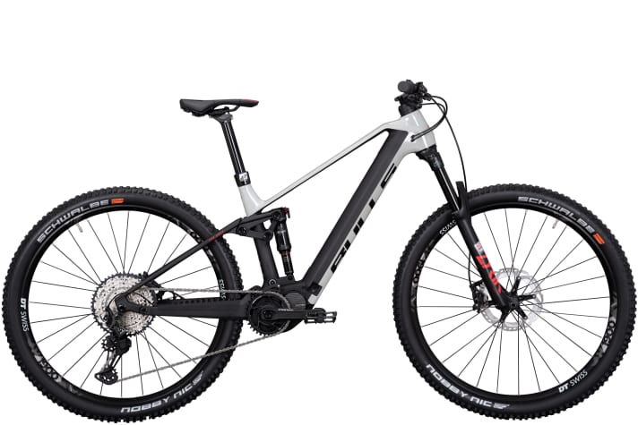  Für das Mittelklasse-Modell AMS 2 Carbon sind 5999 Euro fällig.