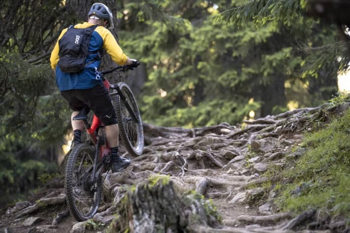   Can also climb! You can read how the Flyer Uproc6 fared in our first practical test in EMTB 4/20 - in stores from 14 August.