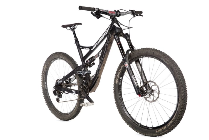   Test 2015 Enduro Bikes: Devinci Spartan RR